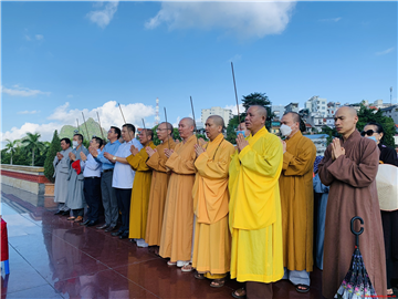 Phật giáo Quảng Ninh đồng loạt tổ chức lễ cầu siêu anh linh các anh hùng liệt sĩ