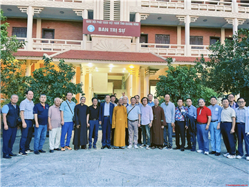 Hội Hữu nghị Hàn Quốc - Việt Nam thăm và lễ Phật tại Non thiêng Yên Tử